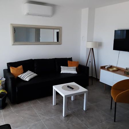 Gita Apartmani Čižići Екстериор снимка