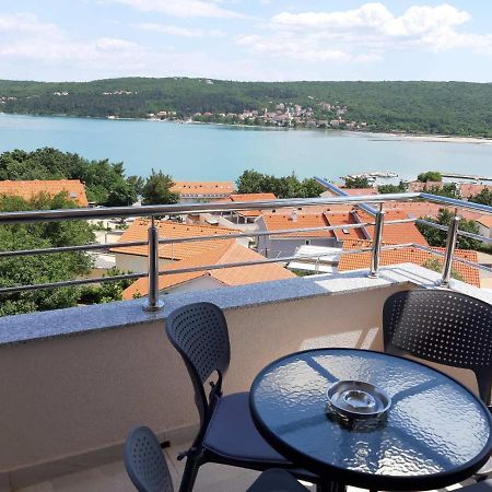 Gita Apartmani Čižići Екстериор снимка
