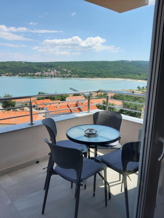 Gita Apartmani Čižići Екстериор снимка