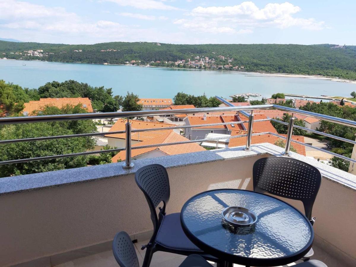Gita Apartmani Čižići Екстериор снимка